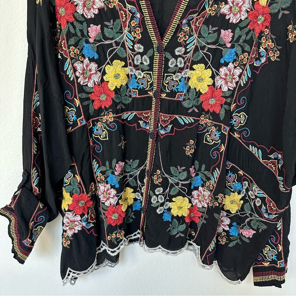 Johnny Was Oversized Multicolor Floral Embroidered Blouse S - Picture 4 of 11